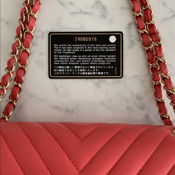 Chanel Classic Medium Double Flap Bag - Picture 3 of 7